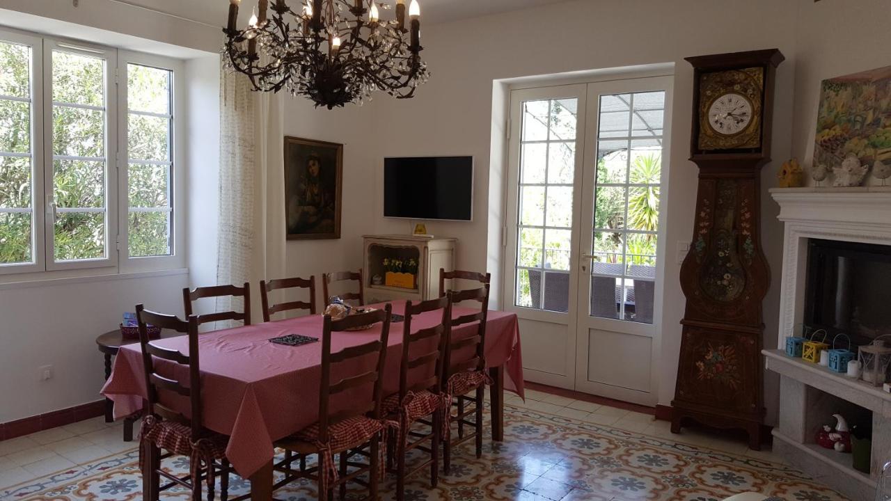 Villa Primavera Galeria  Luaran gambar