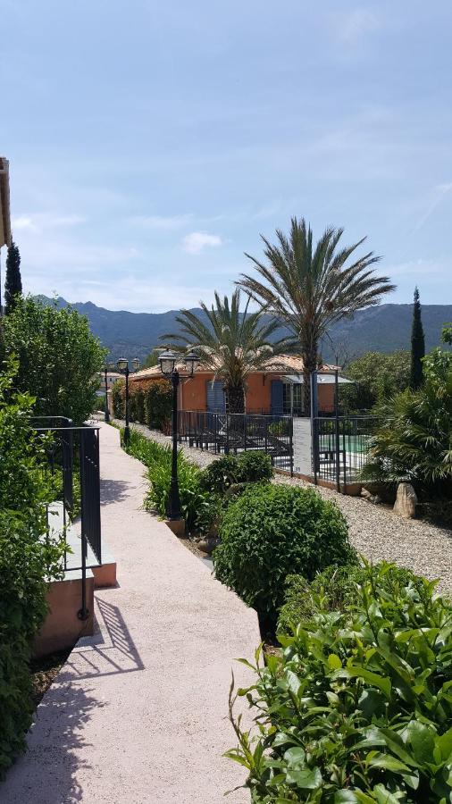 Villa Primavera Galeria  Luaran gambar
